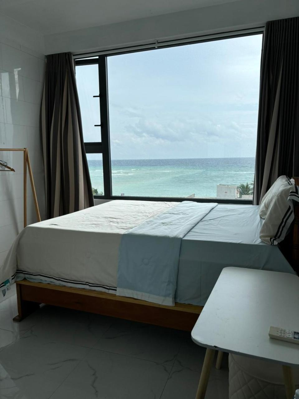 Khach San Hoang Phu Dao Phu Quy Hotell Cu Lao Thu Eksteriør bilde
